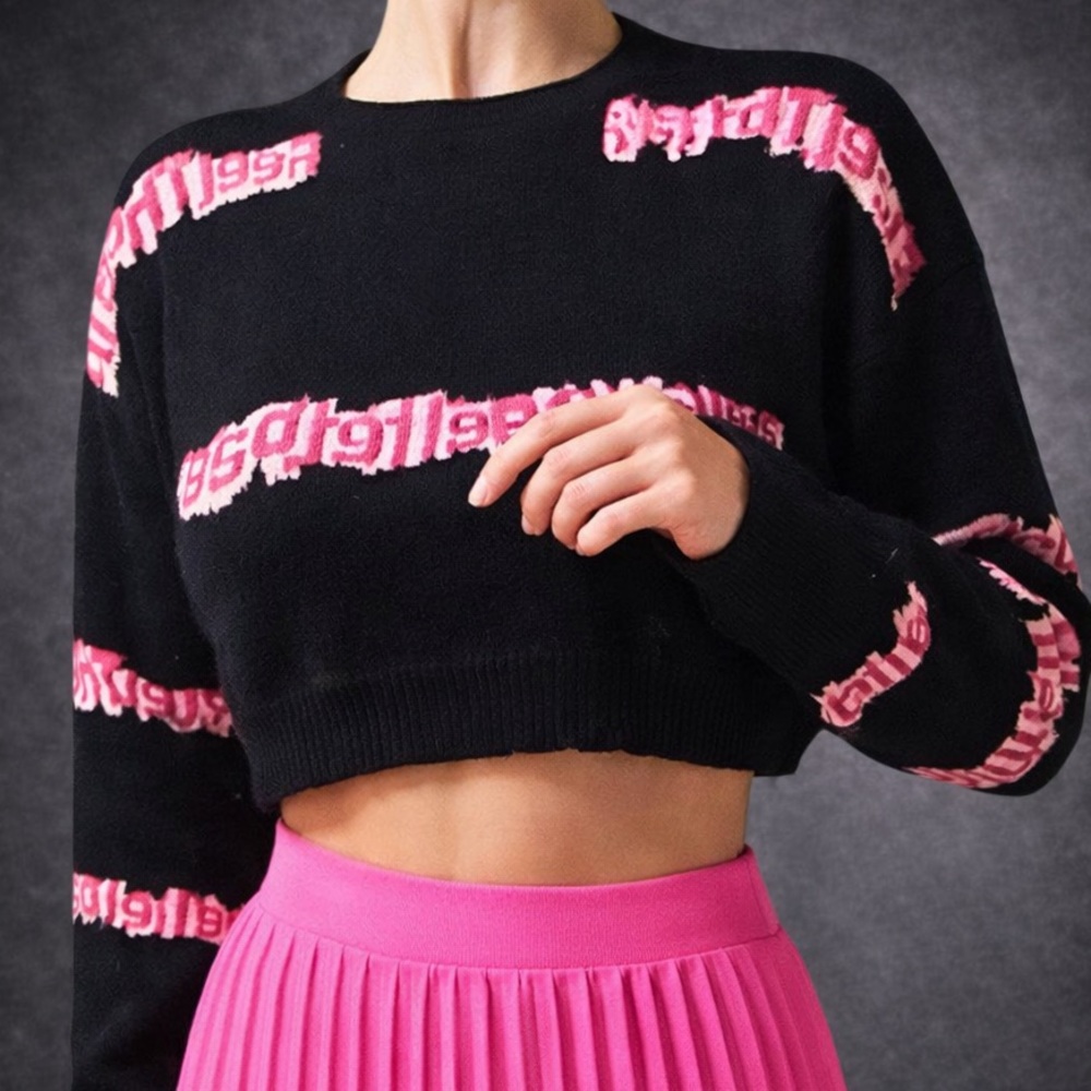 Cider‎ “Feel The Love” Cropped Knit Sweater | Size Small | Sold Out